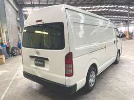 2017 Toyota Hiace LWB Van T/Diesel (Auto) - picture0' - Click to enlarge