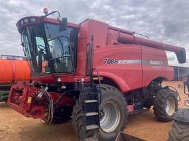 2010 Case IH 7088 Harvester - Ready to Harvest! - picture1' - Click to enlarge