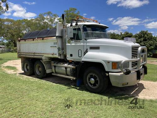 1996 MACK CH VALUE LINER TIPPER TRUCK