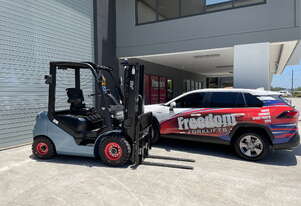 Royal 2.5T 4700mm Container Mast Diesel Forklift