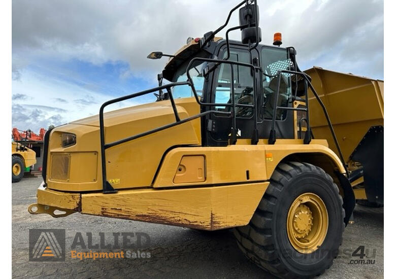 2018 Caterpillar 730 Articulated Dump Truck