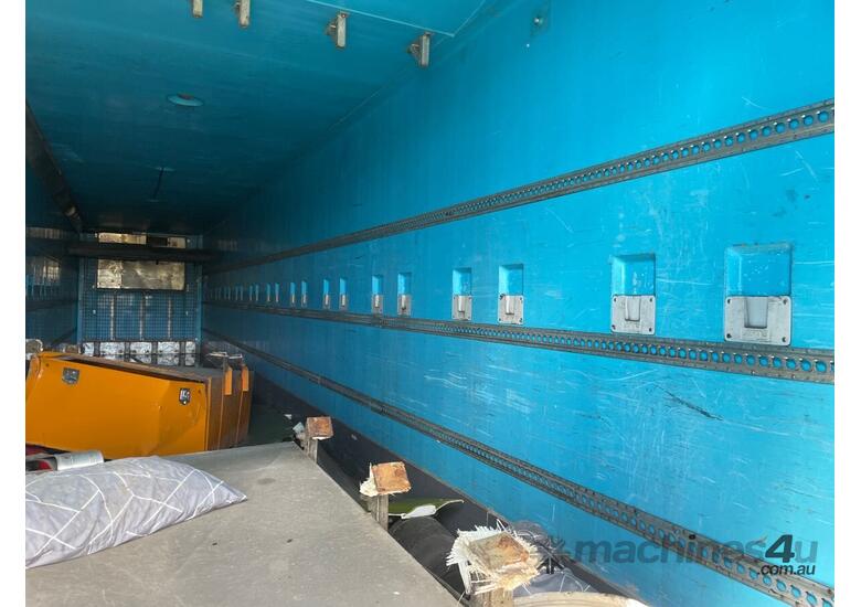 caption 2005 Fibreglass Transport Equipment FTE 3A Tri Axle Refrigerated Pantech Trailer
