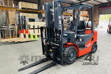 Heli H3 2.5T Diesel Forklift | 2 Year Warranty