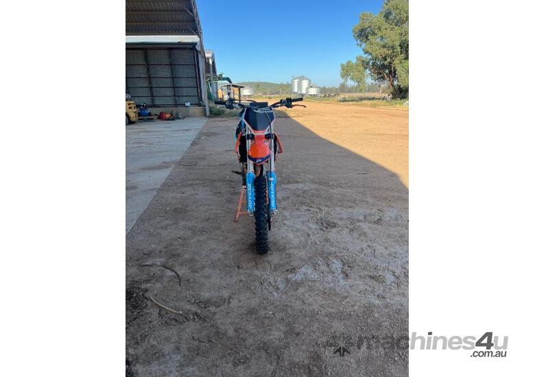 caption 2020 KTM SXF350