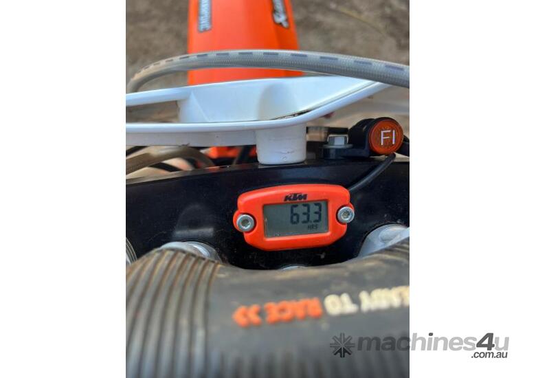 caption 2020 KTM SXF350