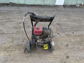 Full Boar FBPPW-3200 Petrol Pressure washer - picture2' - Click to enlarge