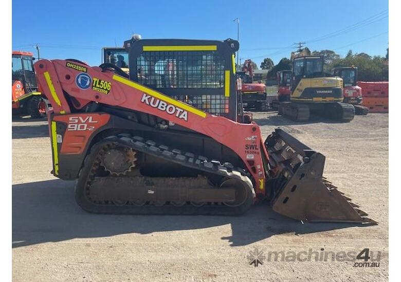 caption 2016 Kubota Svl90-2