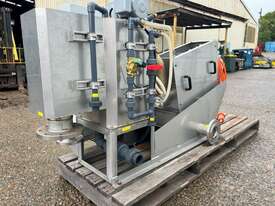 Benenv MDS101 dewatering screw press - picture1' - Click to enlarge