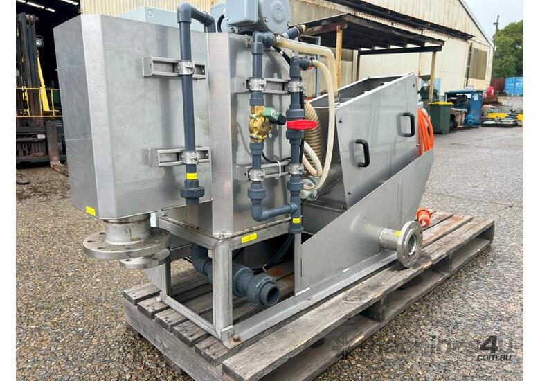 Benenv MDS101 dewatering screw press