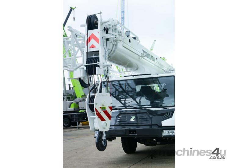 caption 2025 Zoomlion ZTC250 25Ton Truck Crane