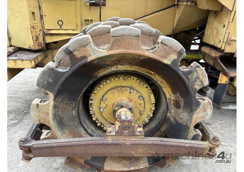 1991 Cat 825C Compactor