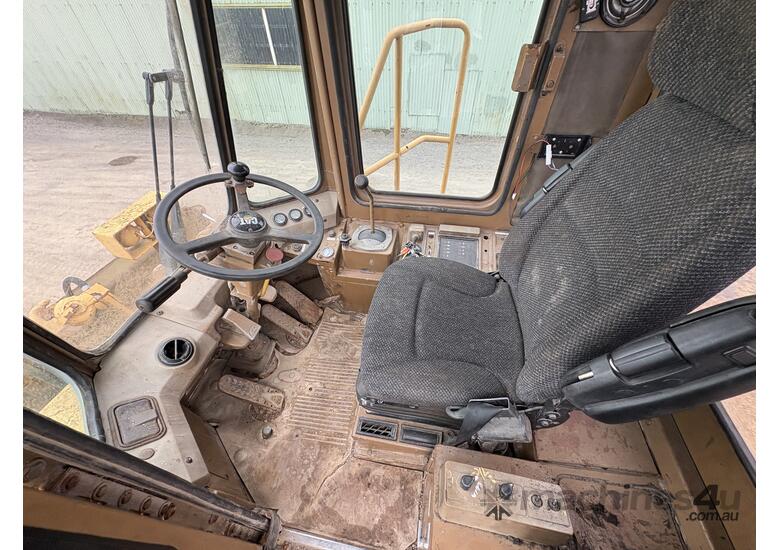 1991 Cat 825C Compactor