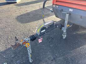 2012 Atlas Copco XAS 375 Trailer Mounted Air Compressor - picture2' - Click to enlarge