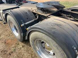 2021 Nissan UD Quon GW26 460 Prime Mover Day Cab - picture2' - Click to enlarge