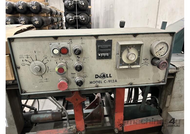 caption DoALL C912A Horizontal Bandsaw **Located Derrimut**