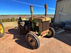 John Deere Model D Tractor - picture1' - Click to enlarge