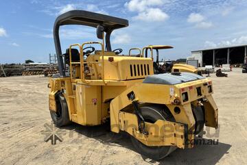 2011 Sakai GW750-2 Articulated Multi Tyre Roller