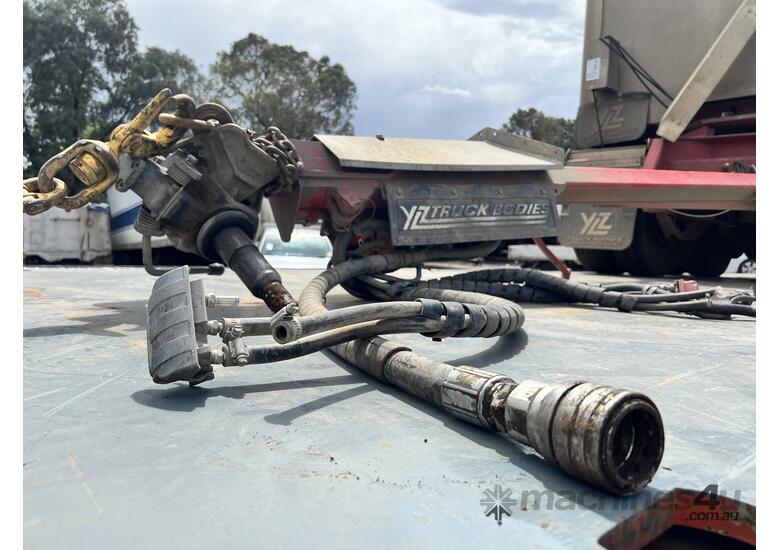caption YLZ Truck Bodies DT4 Quad Dog Tipping Trailer
