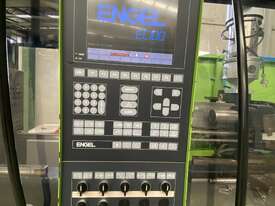 ENGEL Injection moulding machine - picture0' - Click to enlarge