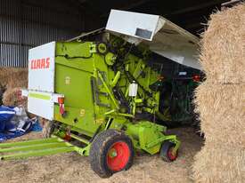 CLAAS VARIANT 260 Hay Baler - picture0' - Click to enlarge