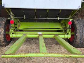 CLAAS VARIANT 260 Hay Baler - picture1' - Click to enlarge