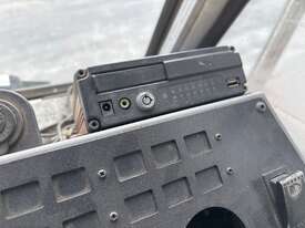 2016 Daysworth Kalmar\ Ottawa TL175 Terminal Tractor - picture2' - Click to enlarge