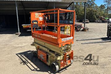 Jlg 2015   R6 Scissor Lift