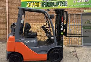 Current Model Toyota Container Mast Forklift