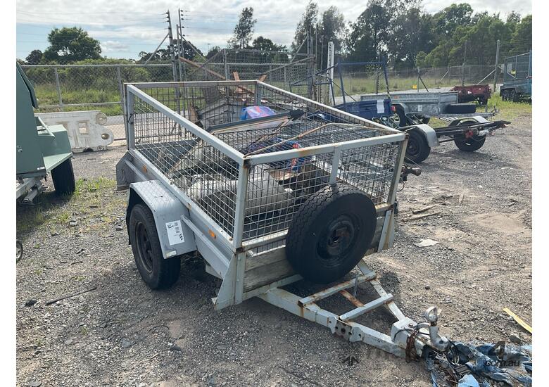 Unknown Single Axle Box Trailer