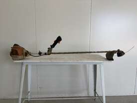 STIHL FS 240 Whipper Snipper (Ex-Council) - picture0' - Click to enlarge