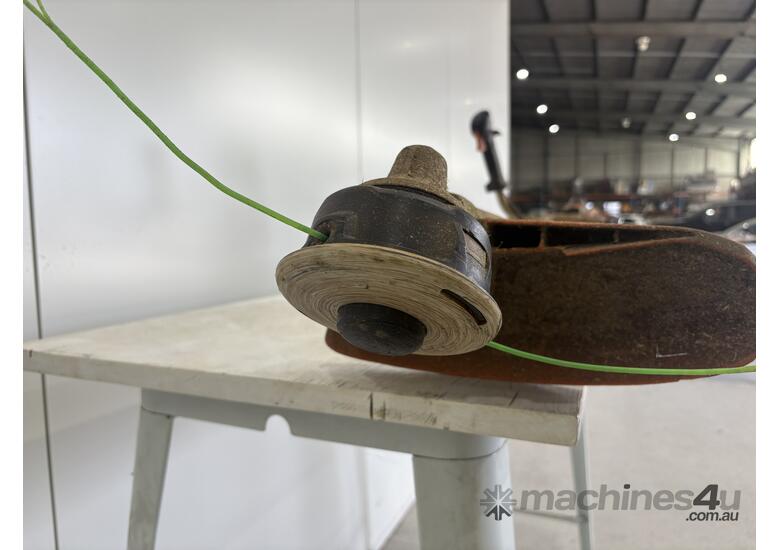 STIHL FS 240 Whipper Snipper (Ex-Council)