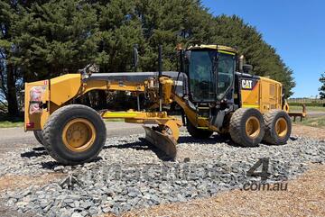 Caterpillar 2013   140M2