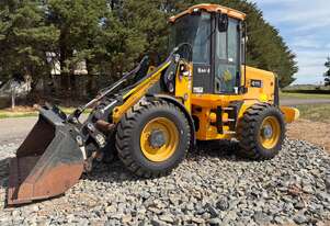 Jcb 2009   411HT