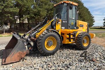 Jcb 2009   411HT