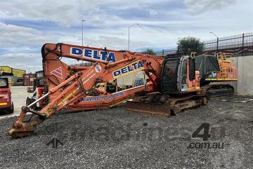 Hitachi   ZX135USK