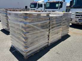 30 Pallets in 3 Stacks - picture0' - Click to enlarge