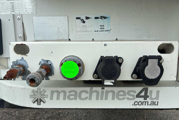 2014 Schmitz ST3 Tri Axle Refrigerated Pantech Trailer