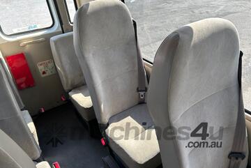 2011 Mitsubishi BE600 Rosa Bus