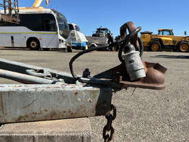 1991 John Papas Trailers JPT Single Axle Box Trailer - picture1' - Click to enlarge