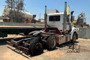 2013 Mack Superliner CLXT Prime Mover Day Cab