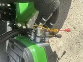 2017 John Deere 1025R Compact Ut Tractors - picture1' - Click to enlarge