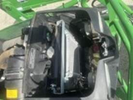 2017 John Deere 1025R Compact Ut Tractors - picture0' - Click to enlarge