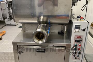 Commercial pasta extruder Pama Roma P120