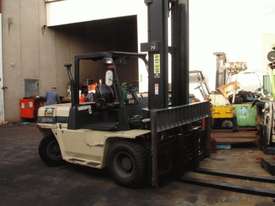 7 Tonne Forklift - Hire - picture0' - Click to enlarge