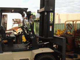 7 Tonne Forklift - Hire - picture2' - Click to enlarge