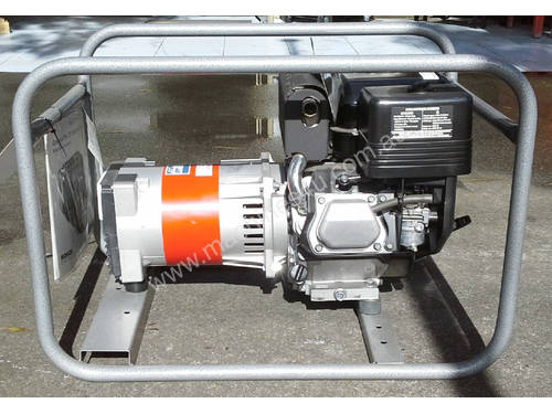 MaxiGen 4.2kVA Portable Generator - 10HP engine