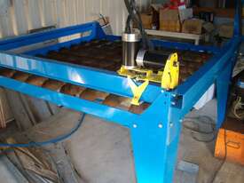 USED MACHINE - HARDLY USED - picture2' - Click to enlarge