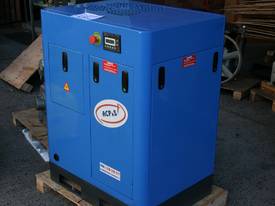 German Rotary Screw - 5.5hp / 4kW Air Compressor - picture0' - Click to enlarge