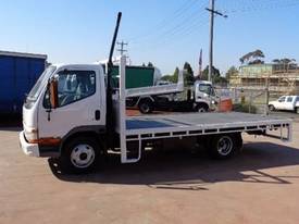 2004 Mitsubishi Canter Turbo - picture1' - Click to enlarge