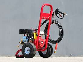 Petrol Pressure Washer 3000 PSI - picture1' - Click to enlarge